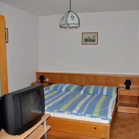 Konukevi Bauernhof Schrammel *